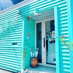 Albergue Chillax, Osaca
