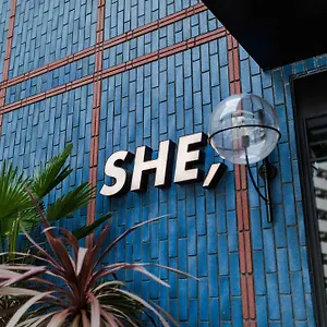 She, Osaka
